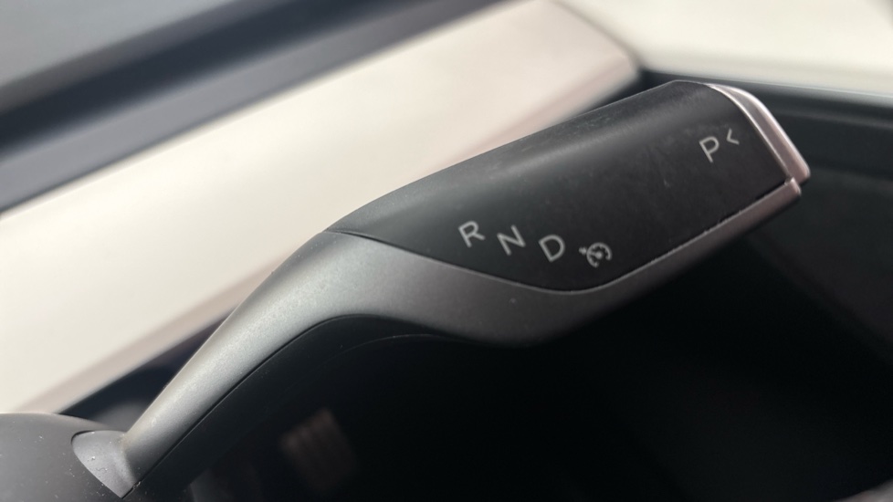 TESLA MODEL 3 cruise control
