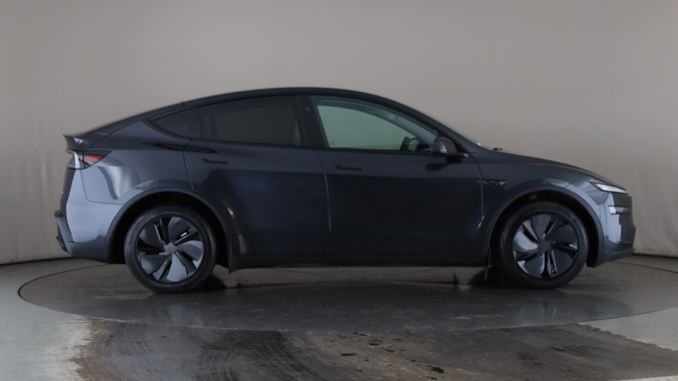 TESLA MODEL Y Image 6