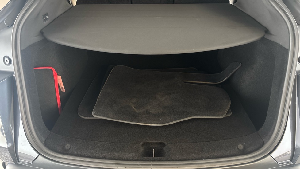 TESLA MODEL Y Image 15