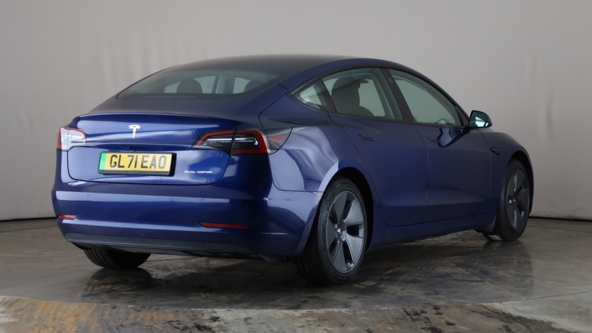 4020693 Long Range AWD 4dr Auto