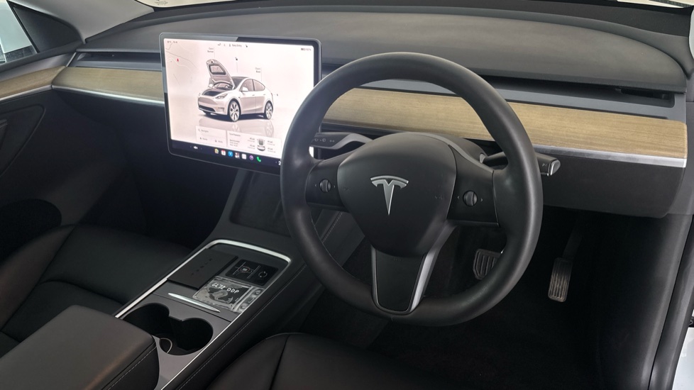 TESLA MODEL Y Image 9