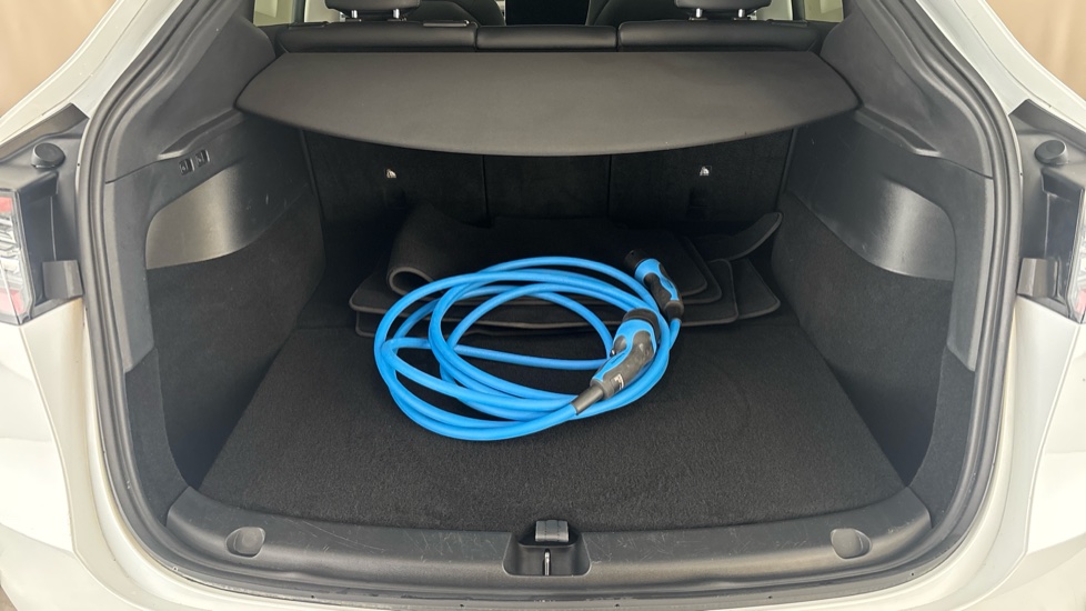 TESLA MODEL Y Image 15