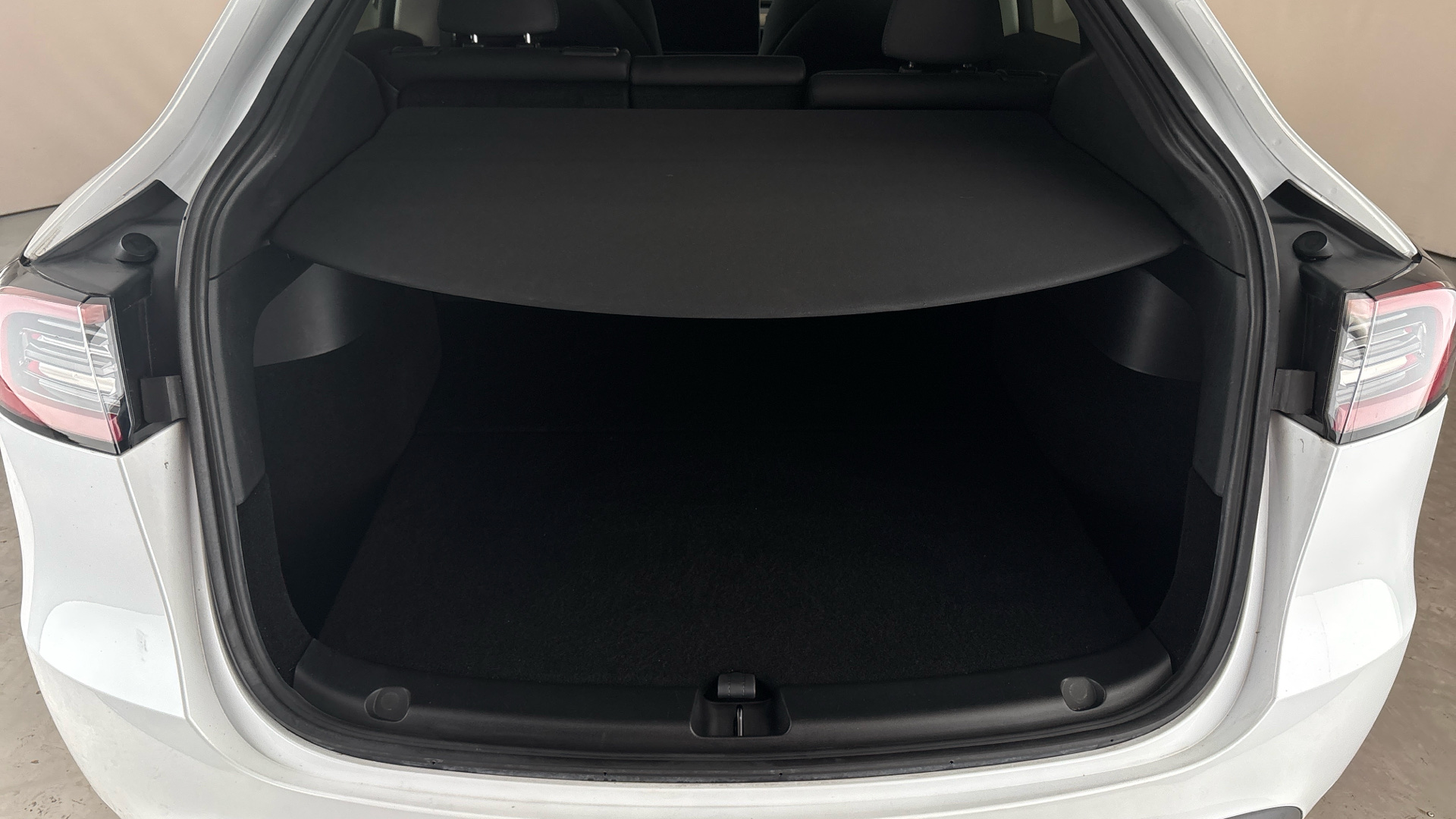 Tesla Model Y RWD 5dr Auto