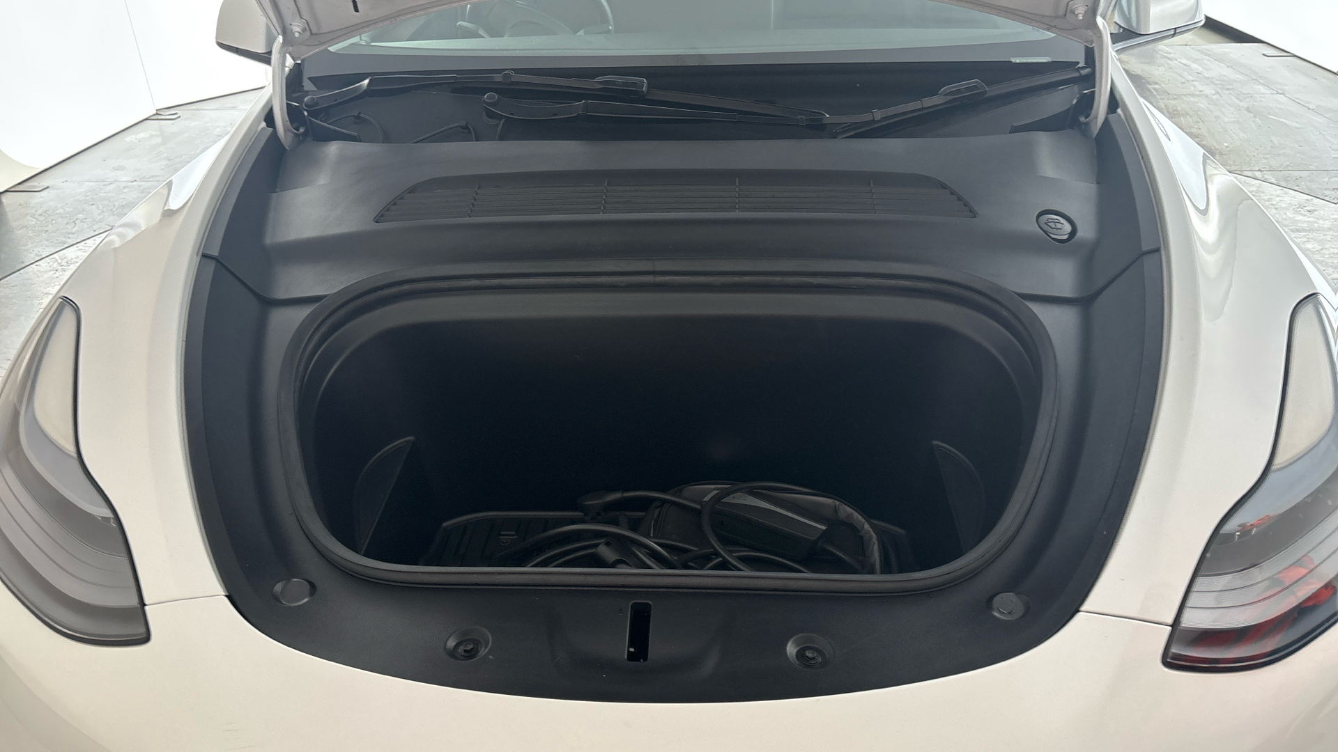 Tesla Model Y RWD 5dr Auto