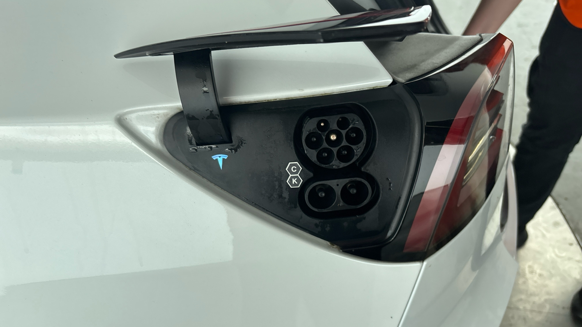 Tesla Model Y RWD 5dr Auto