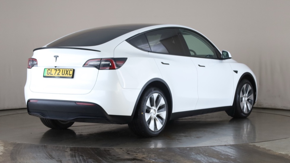 TESLA MODEL Y Image 5