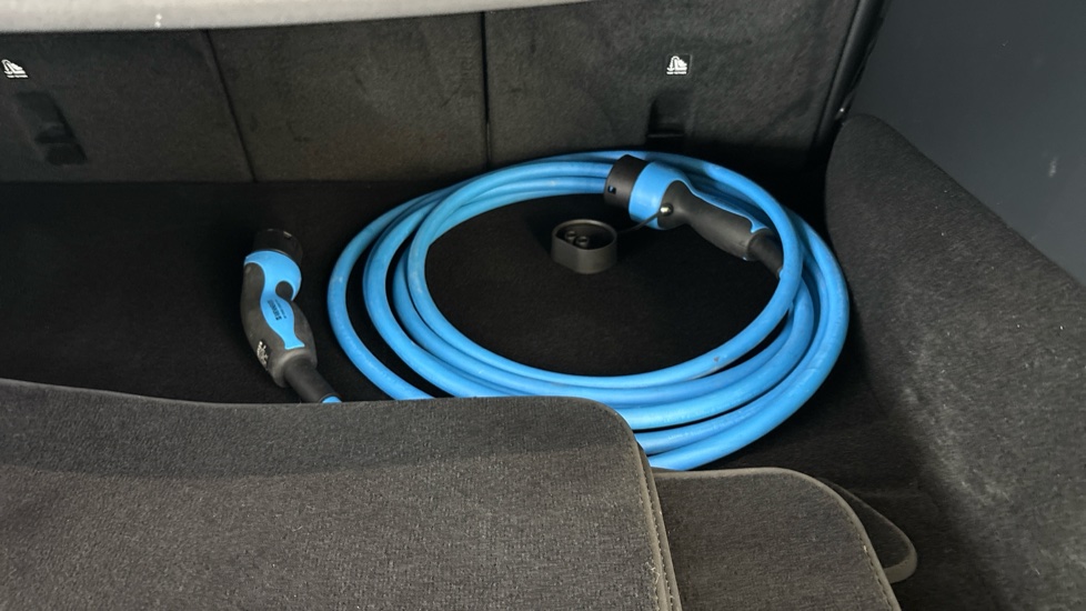 TESLA MODEL Y Image 22