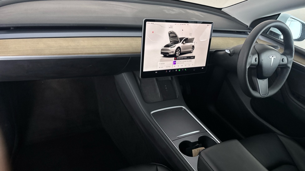 TESLA MODEL Y Image 10