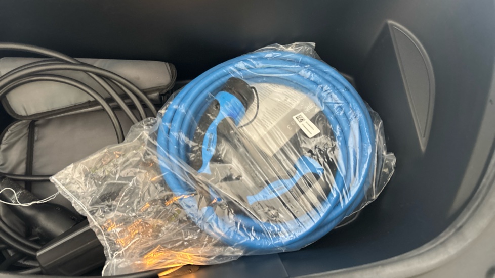 TESLA MODEL Y Image 22