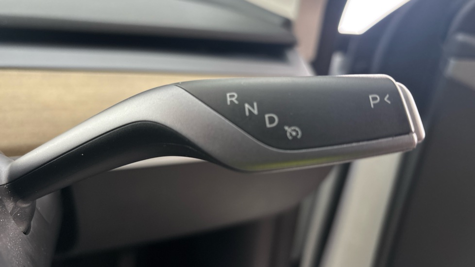 TESLA MODEL Y cruise control