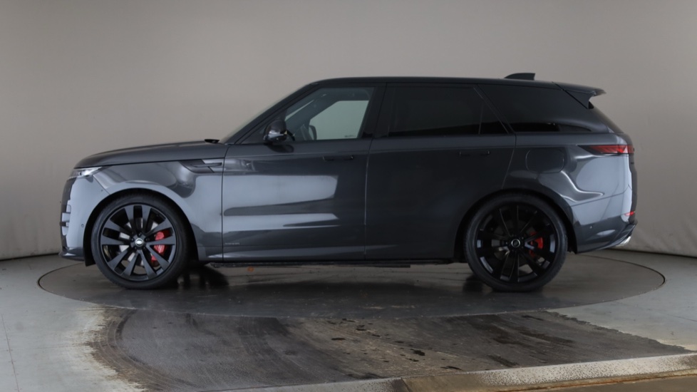 LAND ROVER RANGE ROVER SPORT Image 2