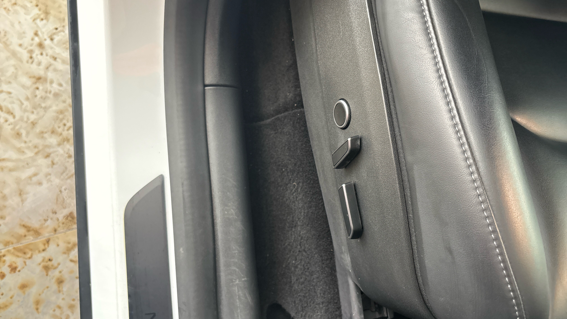 4020704 Long Range AWD 5dr Auto