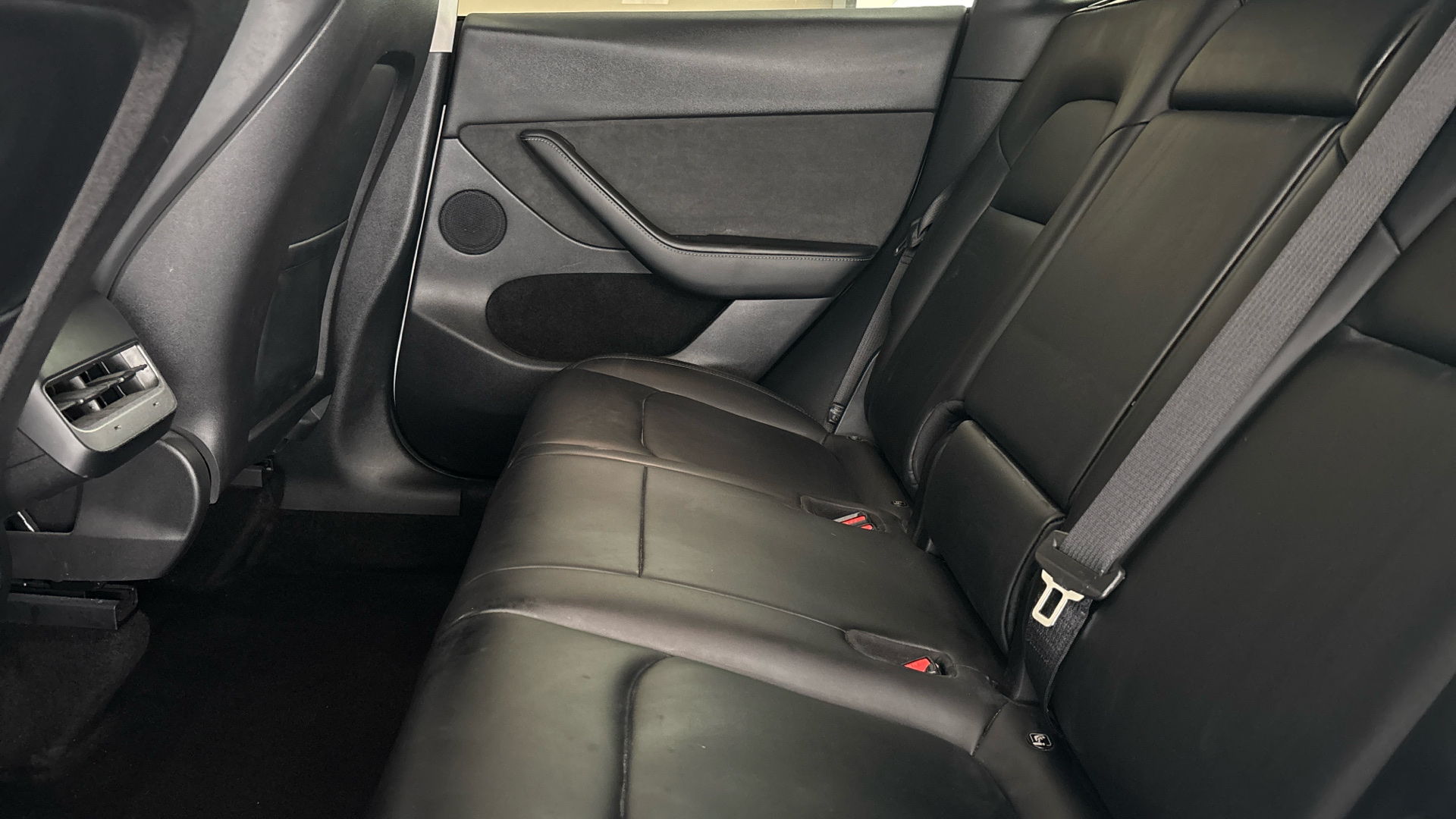 4020704 Long Range AWD 5dr Auto