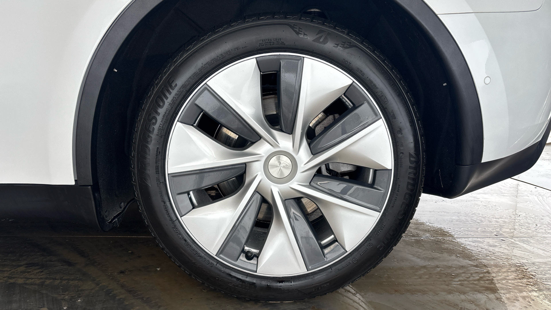 4020704 Long Range AWD 5dr Auto