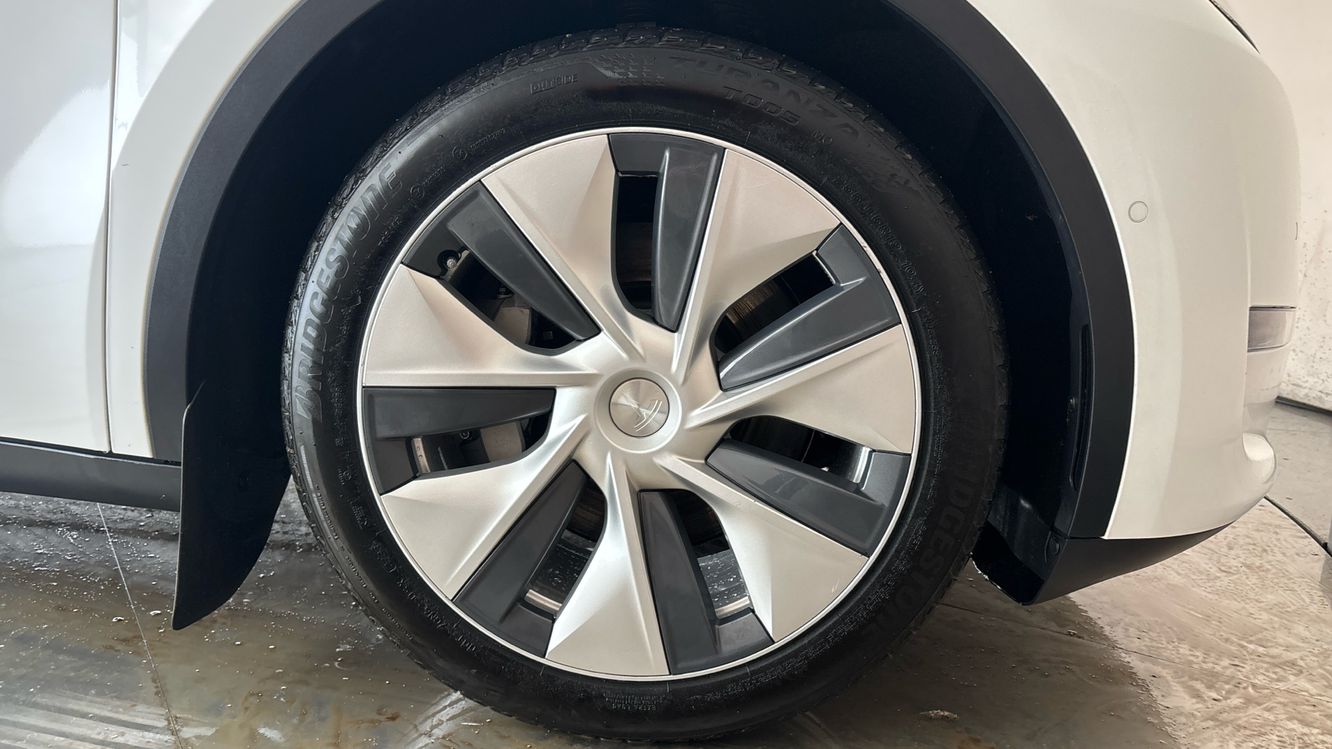 4020704 Long Range AWD 5dr Auto