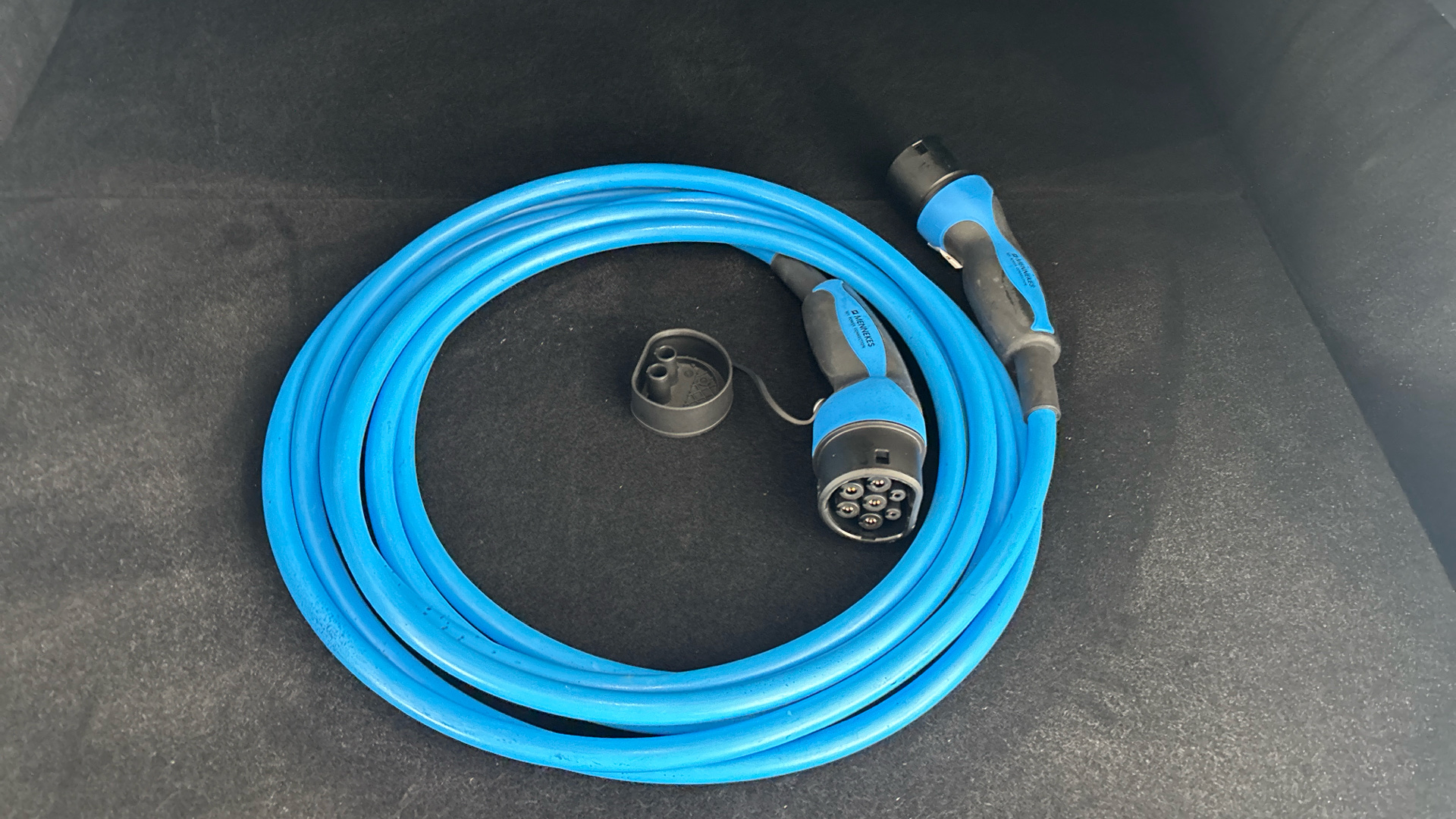 4020704 Long Range AWD 5dr Auto