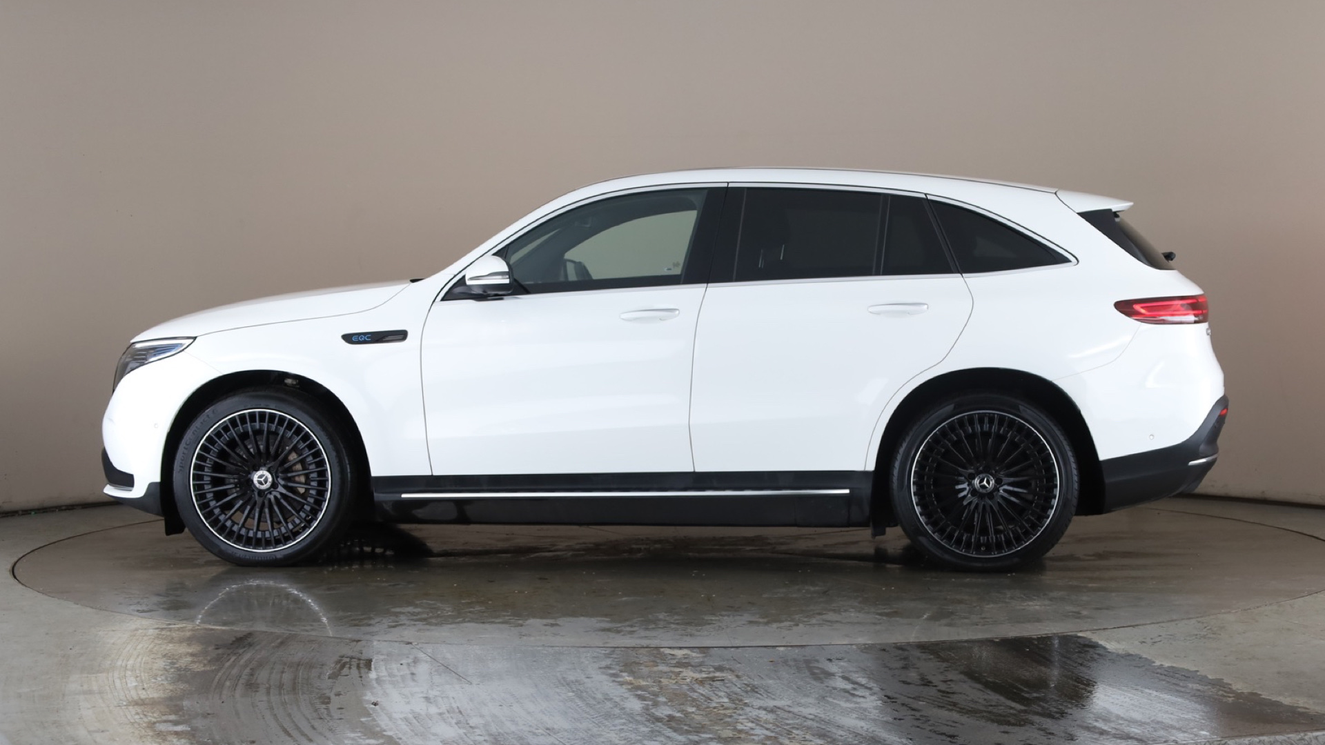 4028228 EQC 400 300kW AMG Line Premium Plus 80kWh 5dr Auto