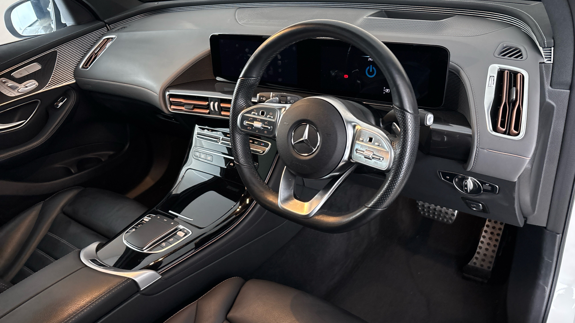 4028228 EQC 400 300kW AMG Line Premium Plus 80kWh 5dr Auto