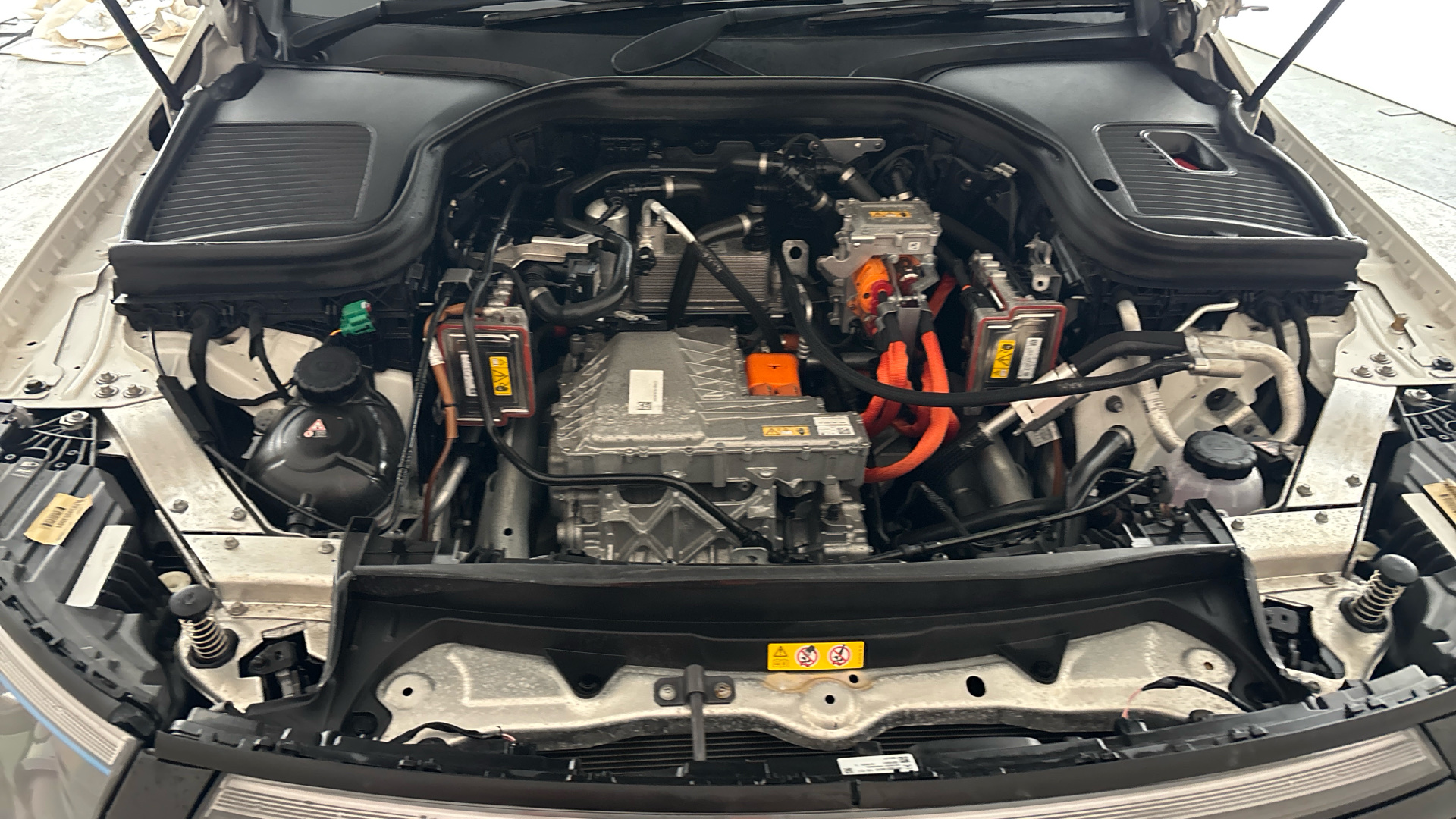 4028228 EQC 400 300kW AMG Line Premium Plus 80kWh 5dr Auto