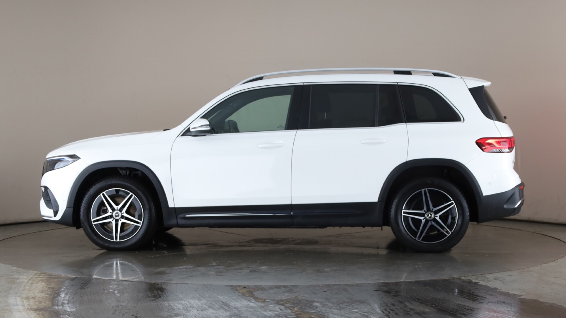 EQB 300 4Matic 168kW AMG Line 66.5kWh 5dr Auto [2023]