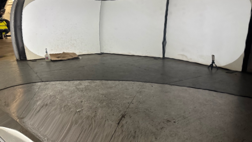 MERCEDES GLC dents