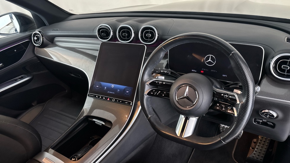 MERCEDES GLC Image 9