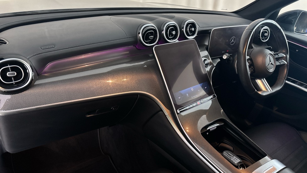 MERCEDES GLC Image 10
