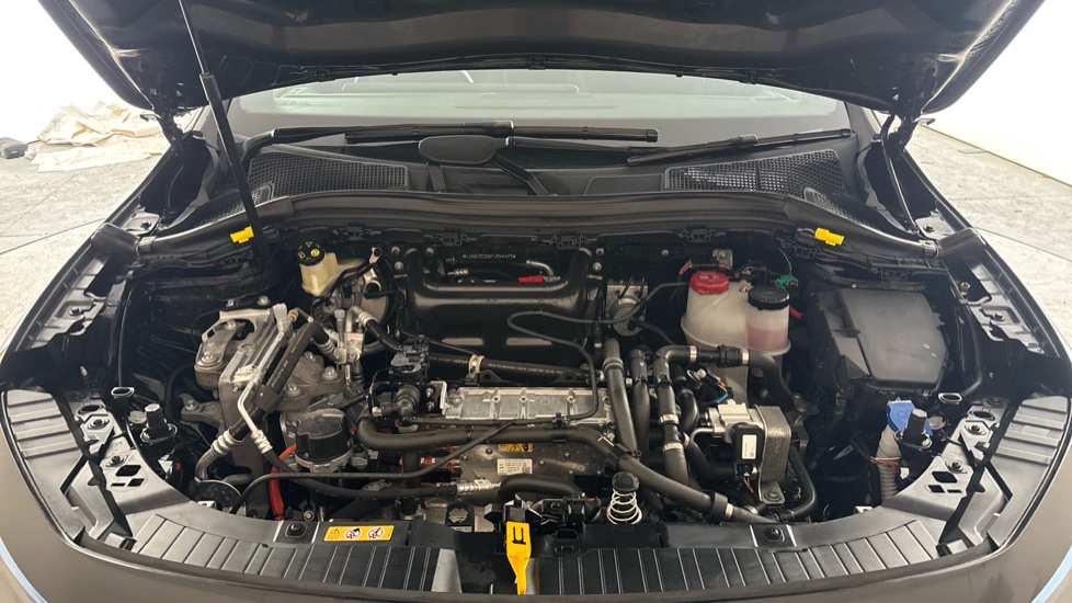 Mercedes EQA Image 16