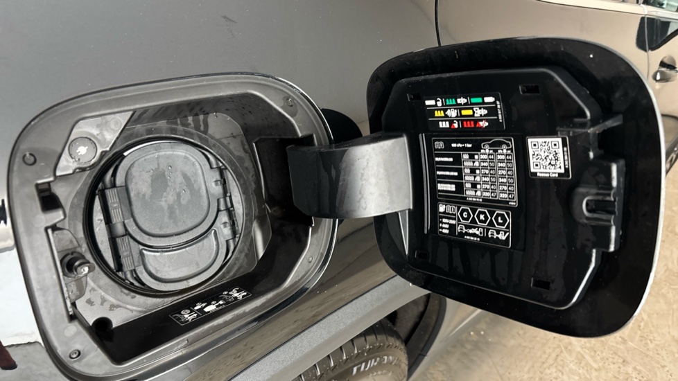 Mercedes EQA Image 21