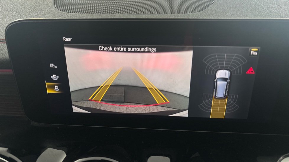 MERCEDES EQB reverse camera
