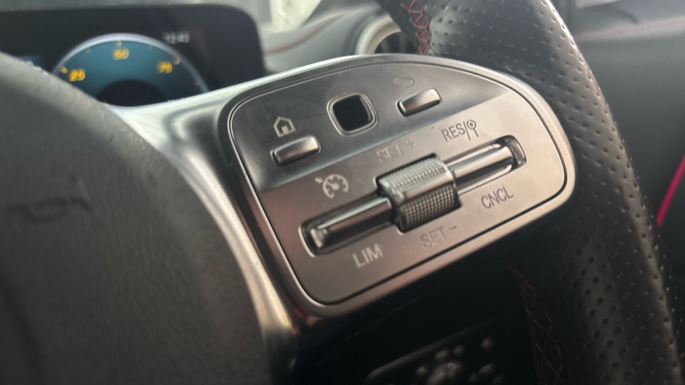 MERCEDES EQB cruise control