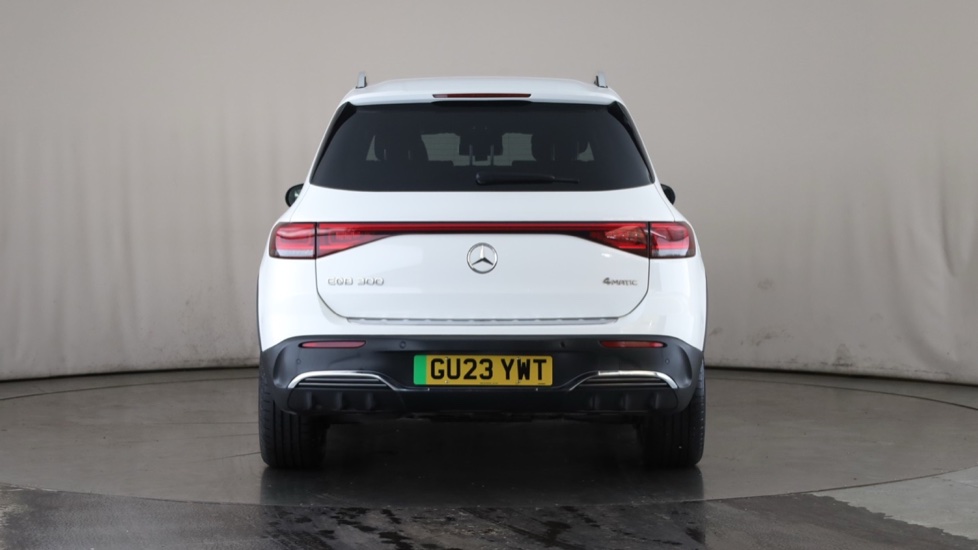 MERCEDES EQB Image 4