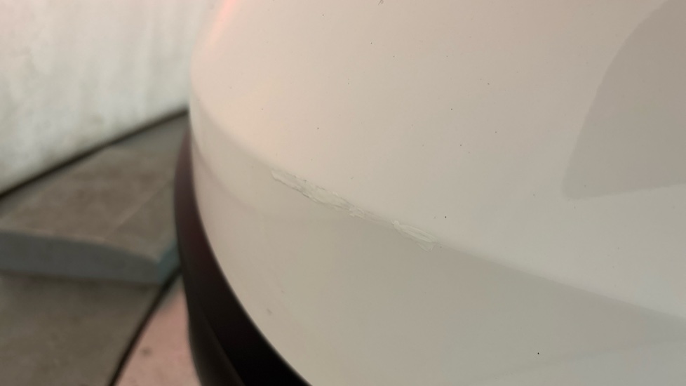 MERCEDES EQB Scuff