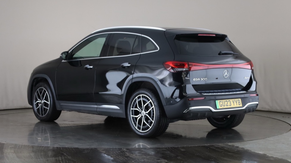 MERCEDES EQA Image 3