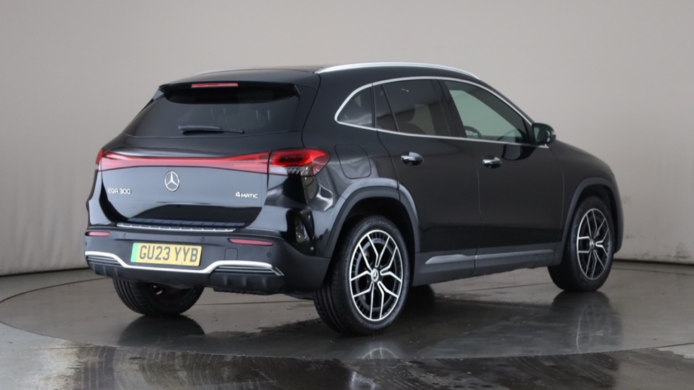 MERCEDES EQA Image 5