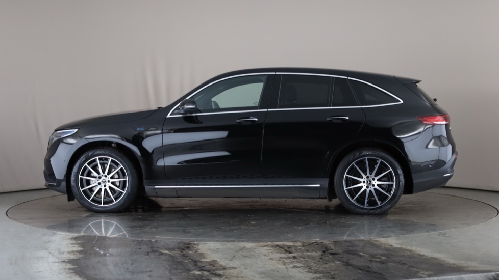 MERCEDES EQC Image 2
