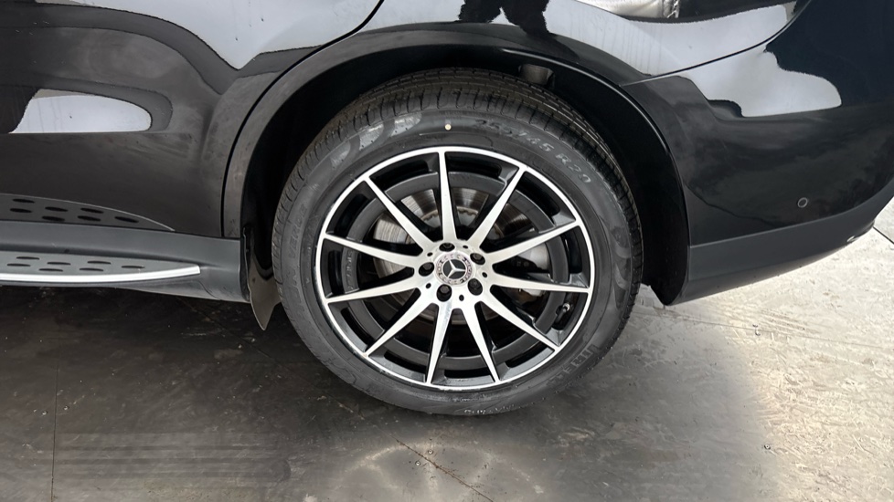 MERCEDES-BENZ EQC ESTATE EQC 400 300kW AMG Line 80kWh 5dr Auto
