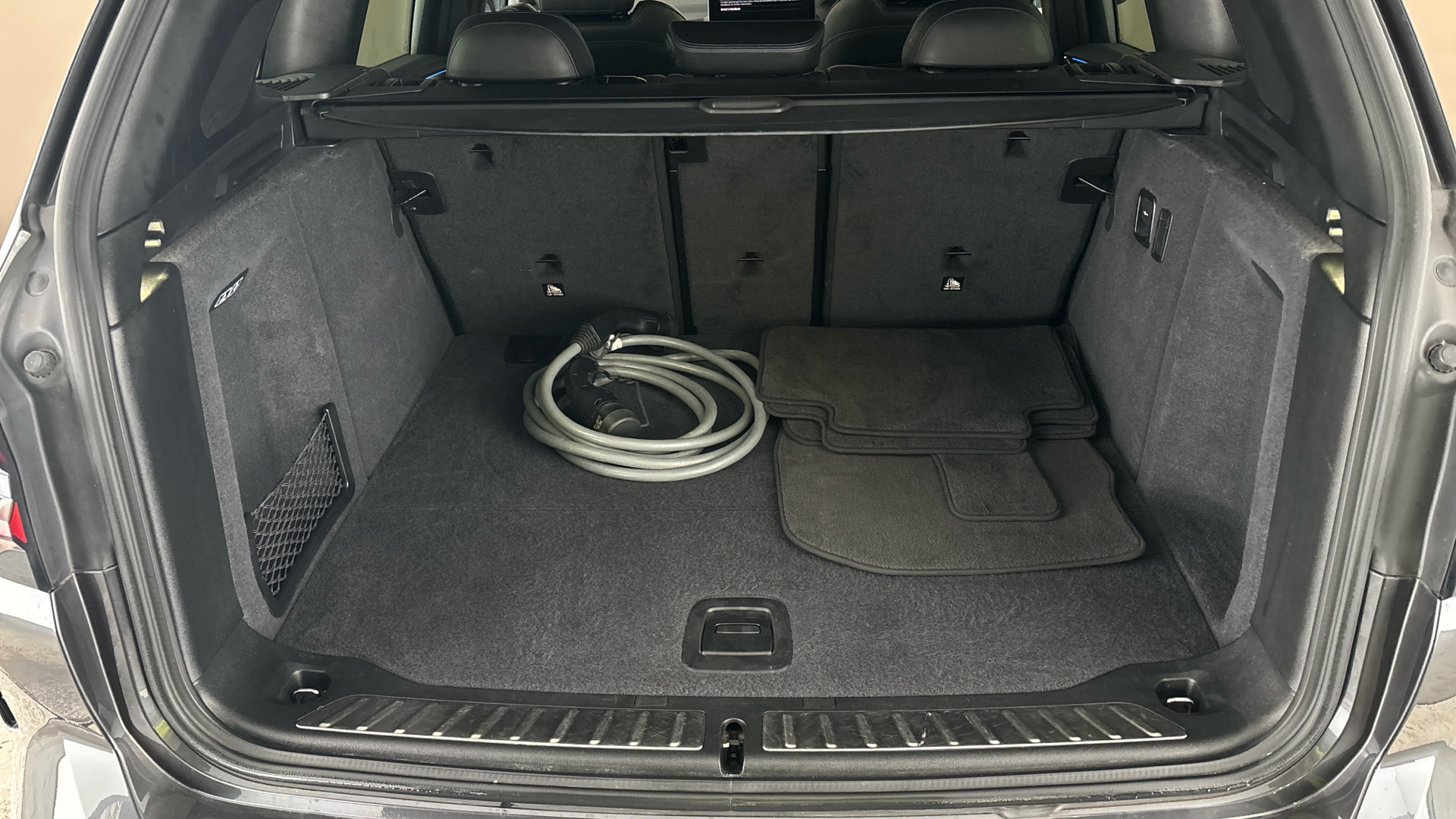 4027711 210kW M Sport Pro 80kWh 5dr Auto