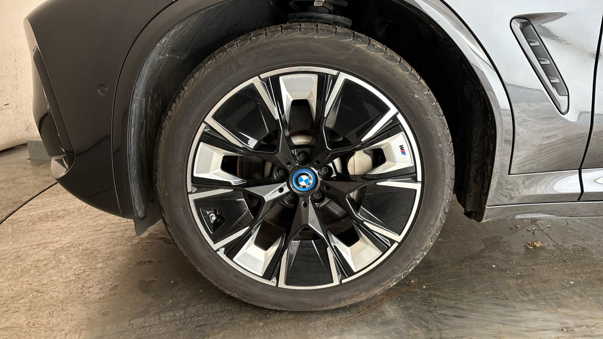 4027711 210kW M Sport Pro 80kWh 5dr Auto