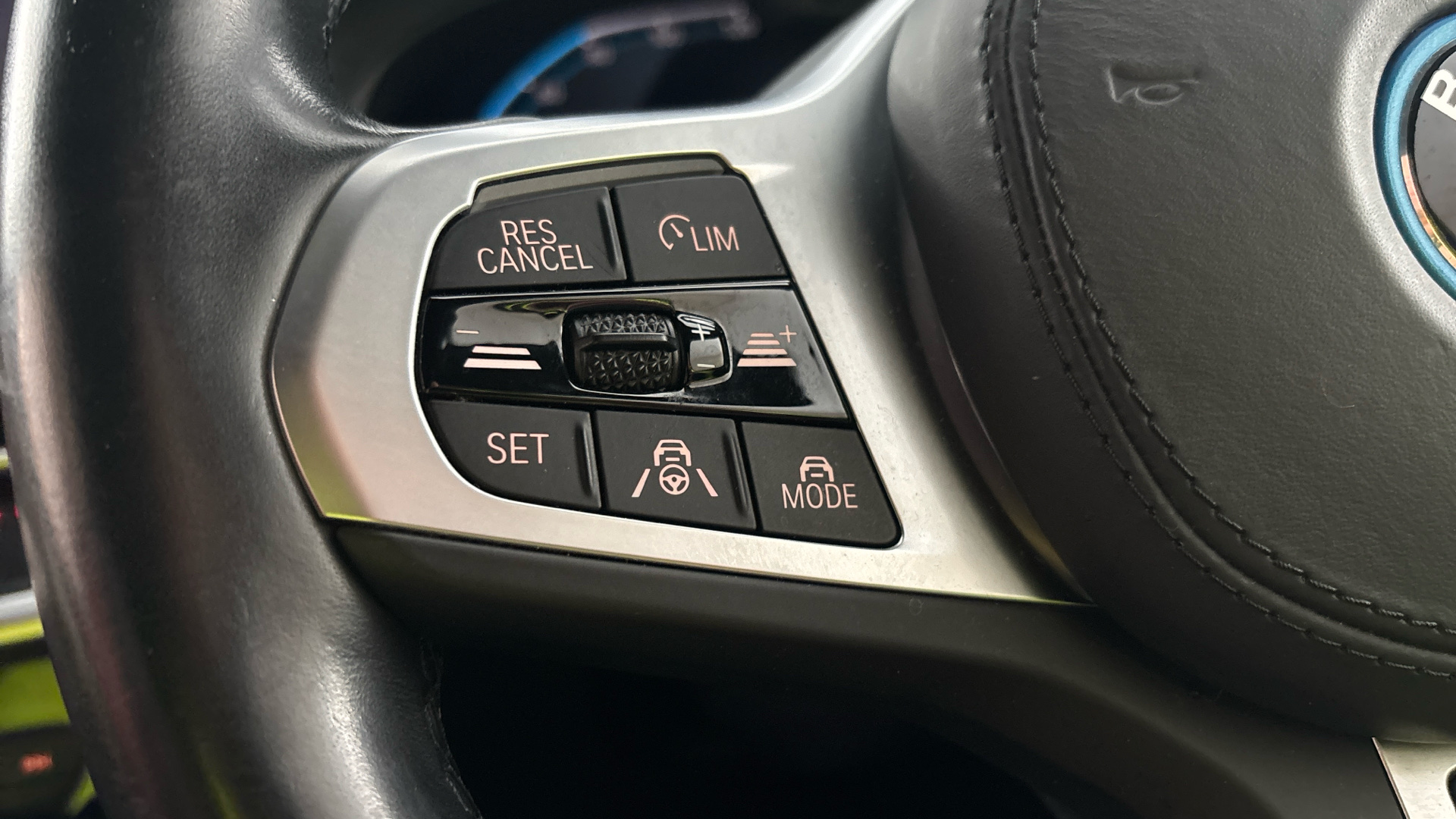 4027711 210kW M Sport Pro 80kWh 5dr Auto