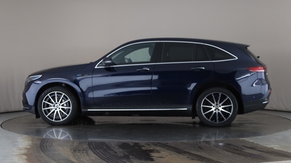 MERCEDES EQC Image 2