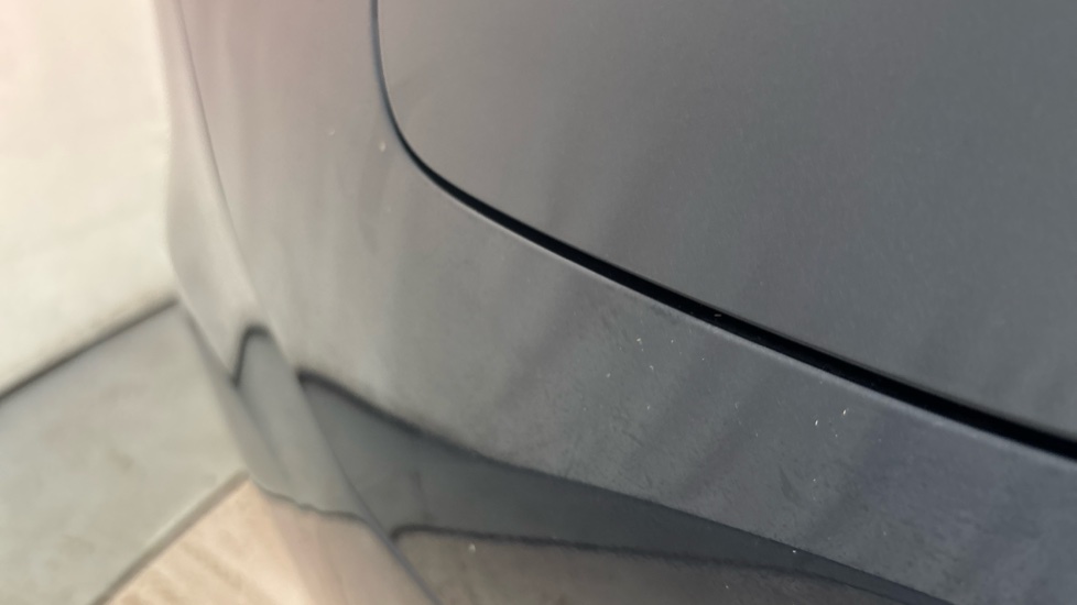 MERCEDES EQC chips and paint imperfection