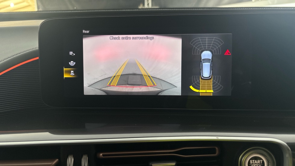 MERCEDES EQC reverse camera