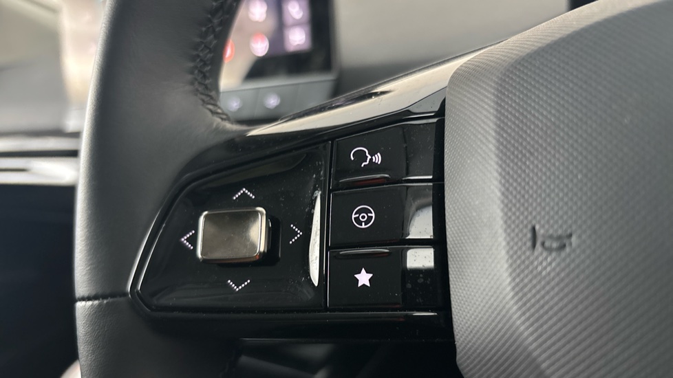 MG MG4 Cruise control