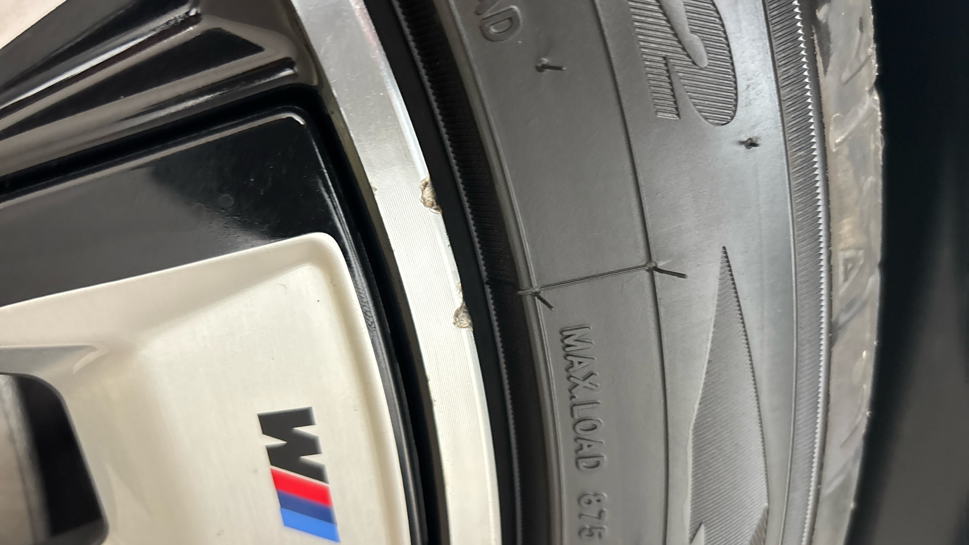 4020610 210kW M Sport Pro 80kWh 5dr Auto