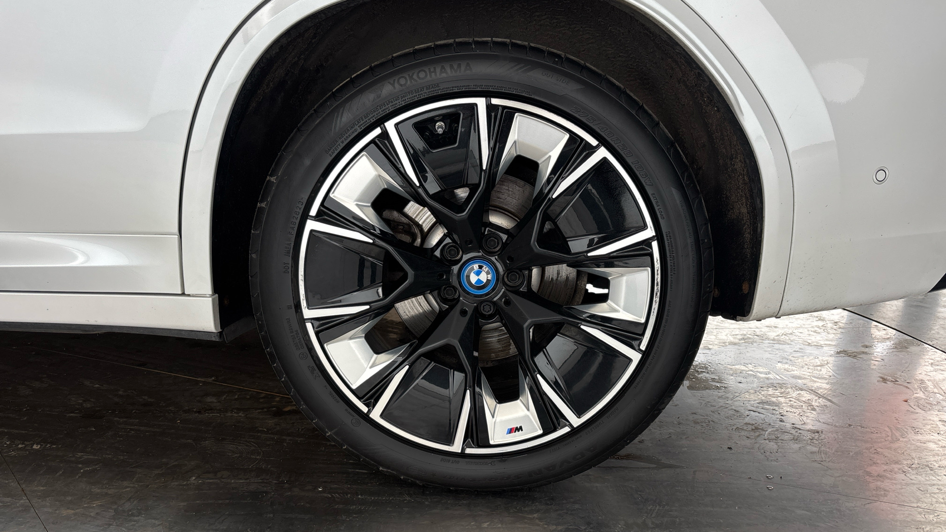 4020610 210kW M Sport Pro 80kWh 5dr Auto