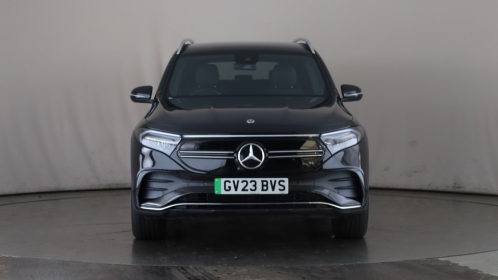 MERCEDES EQB Image 8