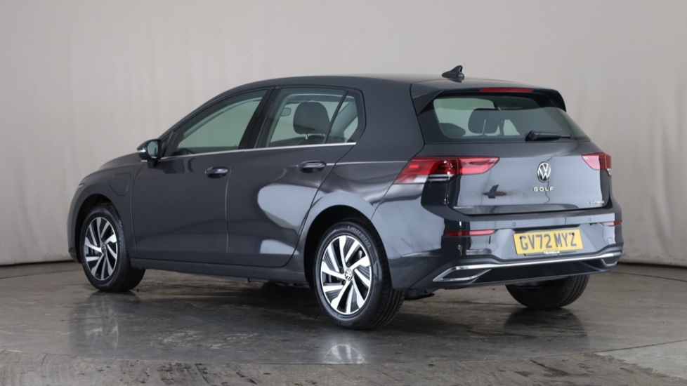 VOLKSWAGEN GOLF Image 3