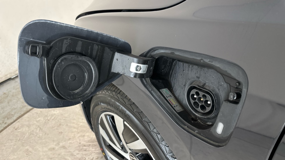 VOLKSWAGEN GOLF Image 21