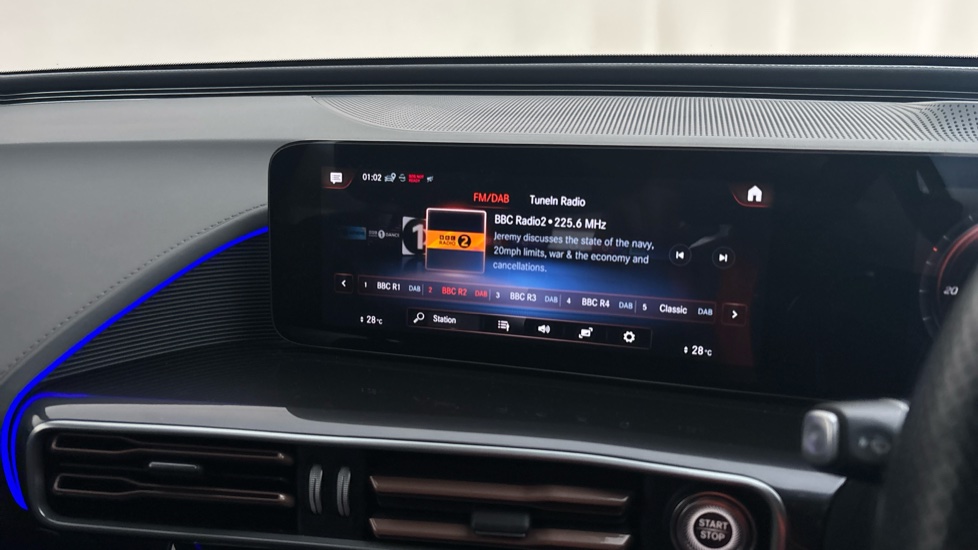 MERCEDES EQC Image 12